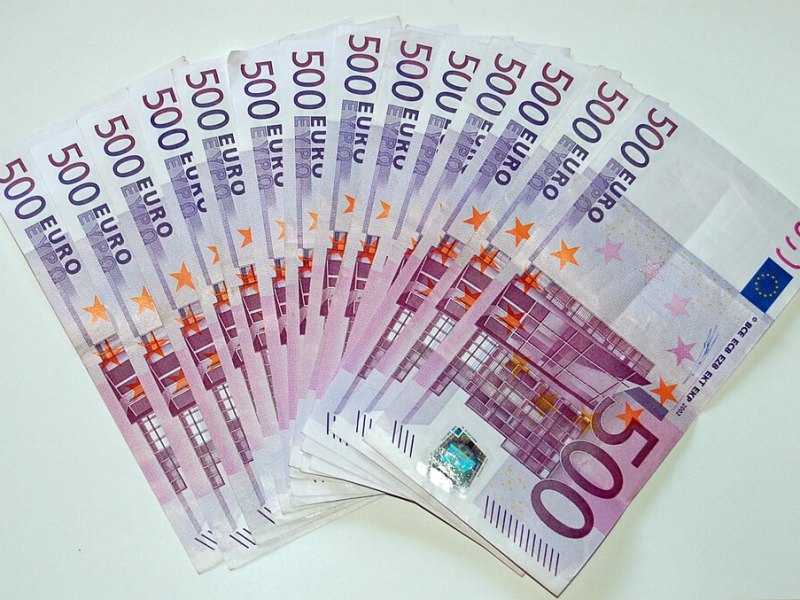Quick Cash Wins: How to Build an Extra £500 in 30&nbsp;Days