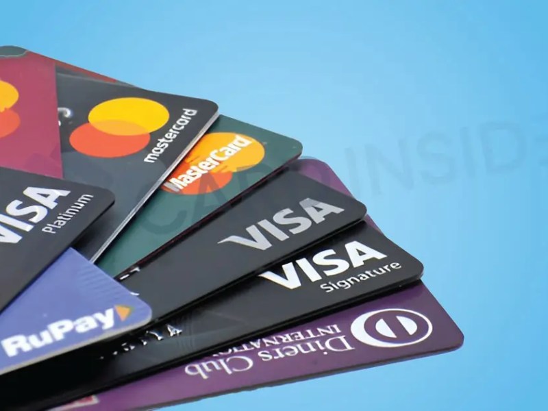 How to Use a Credit Card to Improve Your Credit&nbsp;Score